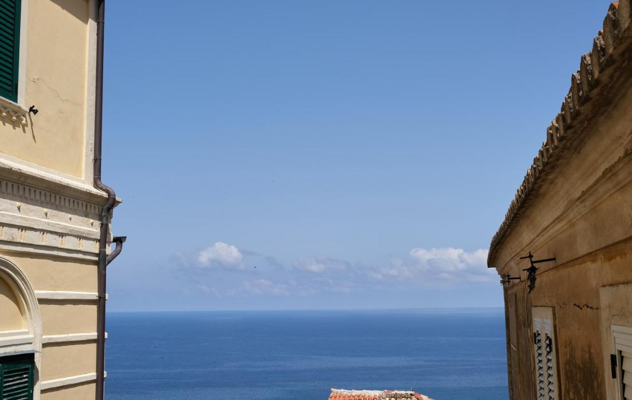 Residence Nina Pizzo  Esterno foto